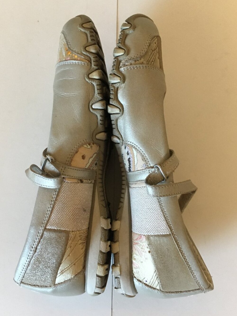 Skechers Mary Jane Shoes 7 Patchwork Beige Gold Neutral Floral Flats Leather y2k - Picture 5 of 8